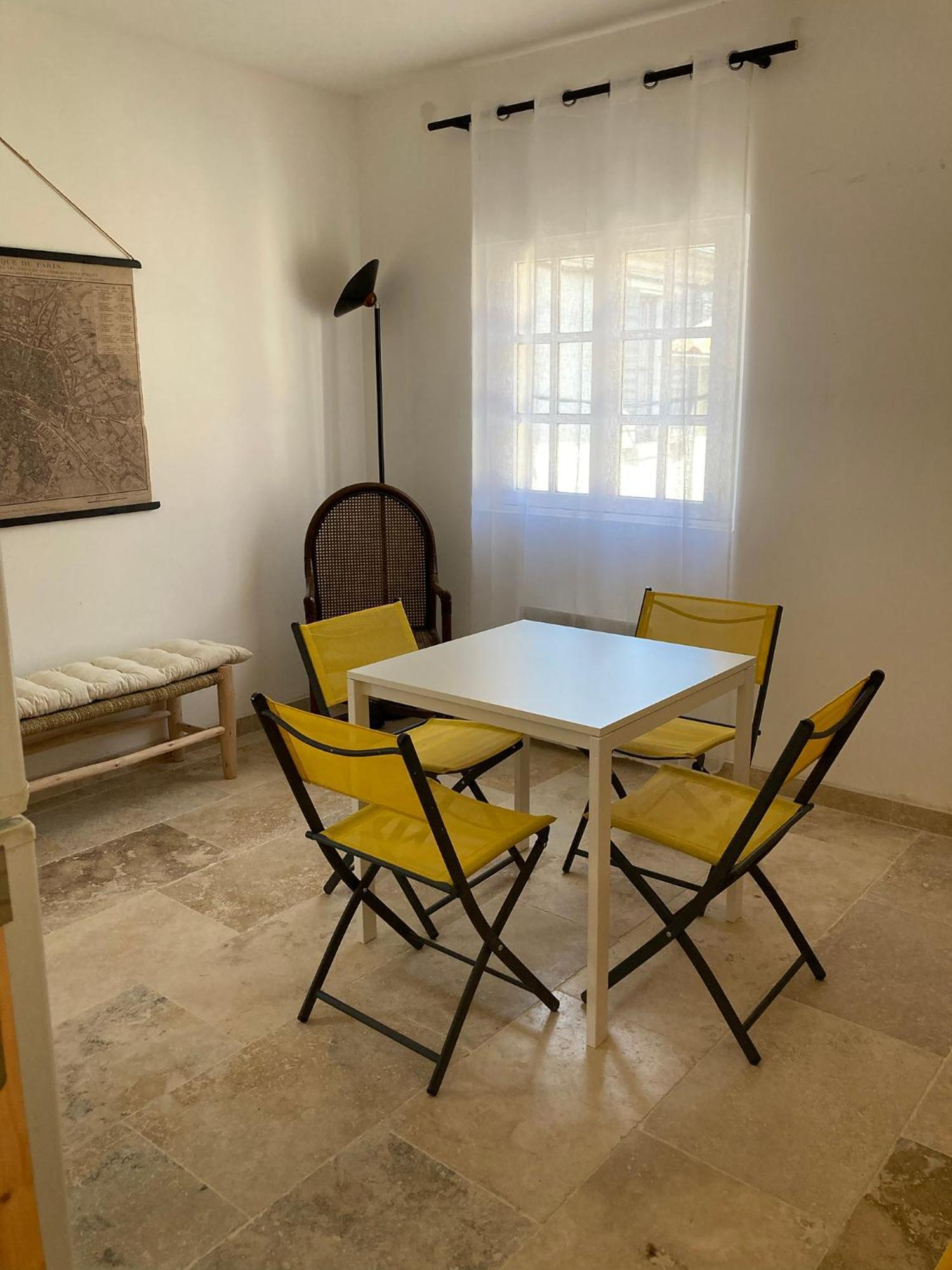 Chambres Independantes En Plein Centre Historique Beaucaire  Eksteriør bilde